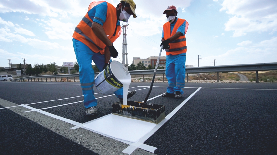 LineStil® COLD Screed Two-Component Road Marking Paint