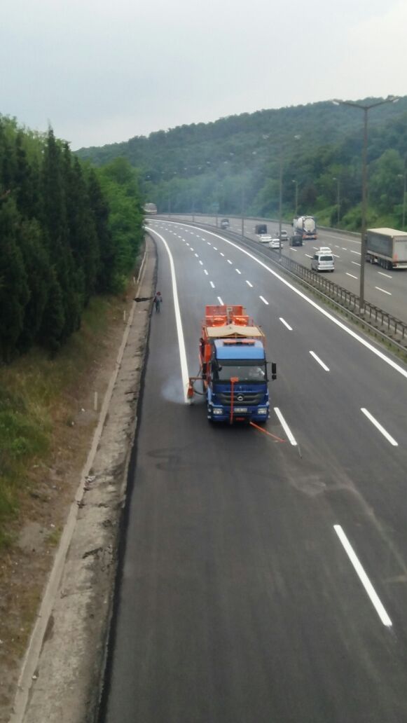 Thermoplastic Road Marking: High-Performance Solutions